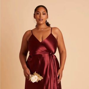 Birdy Grey Cindy Satin Dress Curve -Cabernet